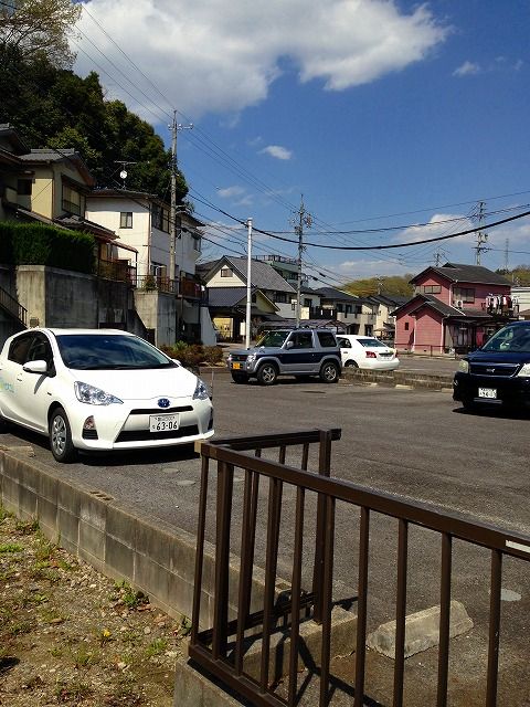 【ソレイユ平和の駐車場】