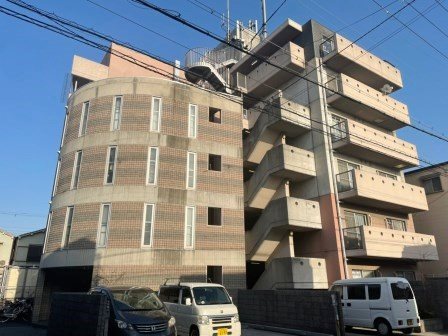 Ysコート蘭びっくの建物外観