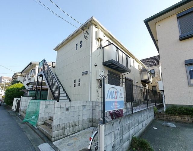 所沢市弥生町のアパートの建物外観