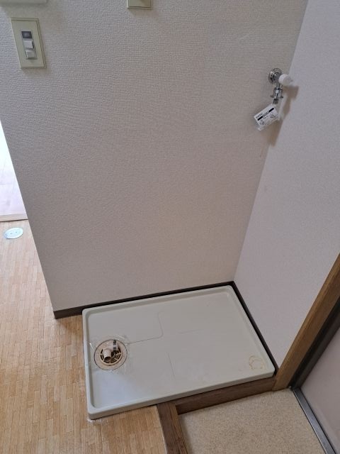 洗面設備　洗濯機置き場