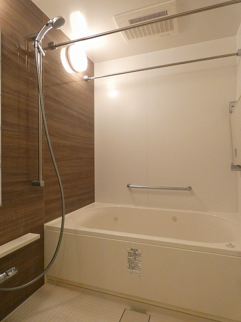 バス・シャワールーム　バス※別部屋参考写真