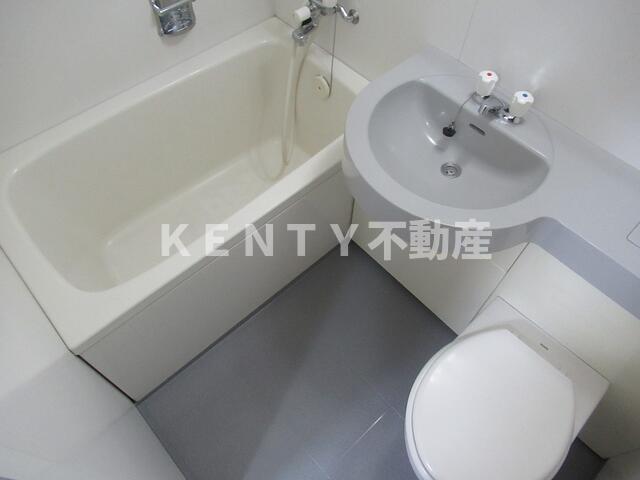 バス・シャワールーム　ゆったり過ごせるお風呂です