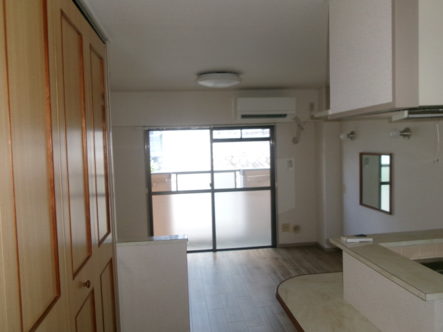 居室・リビング　居室照明はサービス品