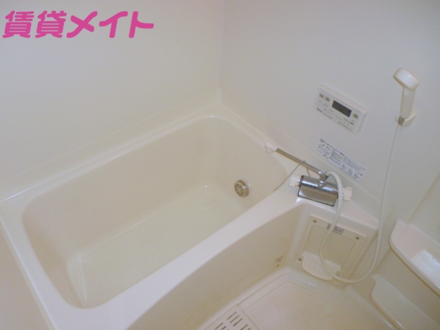 バス・シャワールーム　同型参考写真