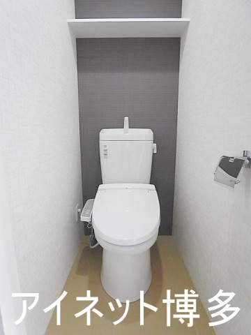 トイレ　嬉しいウォシュレット完備です