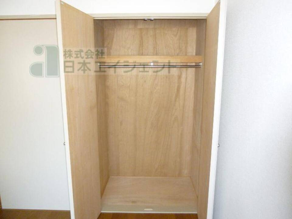 収納　クローゼット