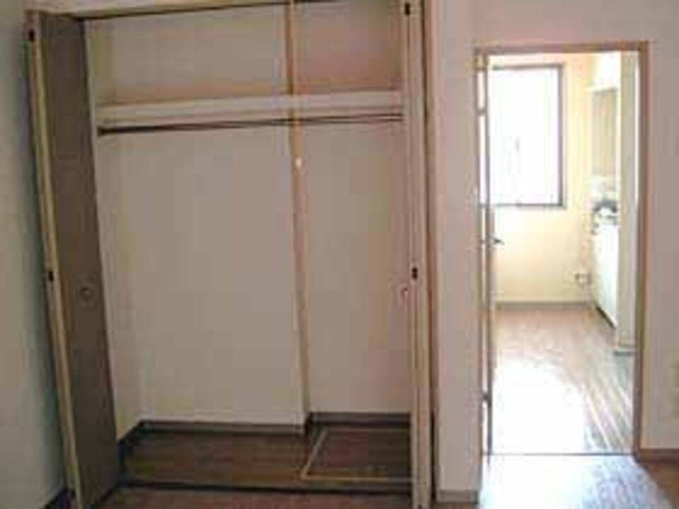 収納　クローゼット