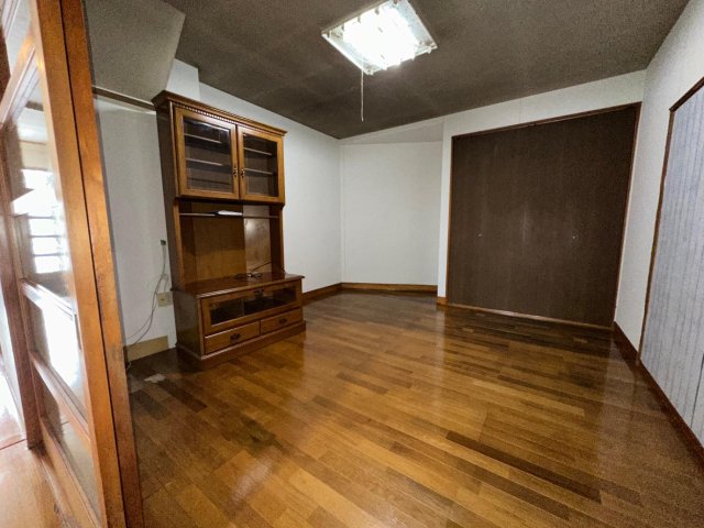 収納　1階には広々とした納戸スペース。