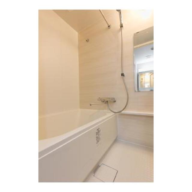バス・シャワールーム　※写真は同タイプ住戸です。
