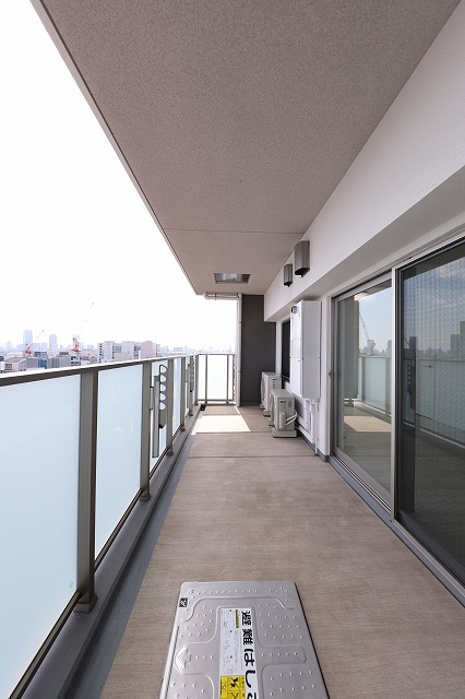 バルコニー　バルコニー