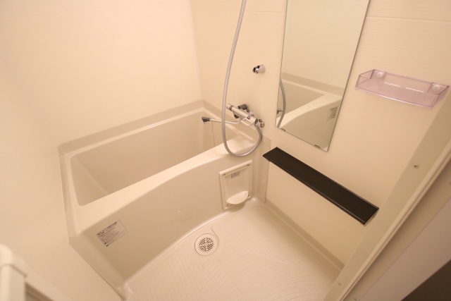 バス・シャワールーム　※別室の参考写真の為、現況優先です。