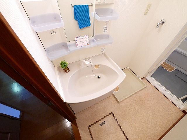 洗面設備　洗面所です