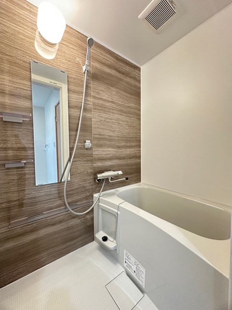 バス・シャワールーム　※参考写真※清潔感のある浴室です♪ゆったりお風呂に浸かって一