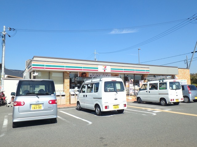 コンビニ　セブンイレブン箕面彩都南店（コンビニ）まで213m
