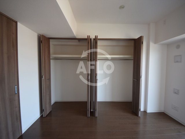 収納　グランデュール林寺　クローゼット