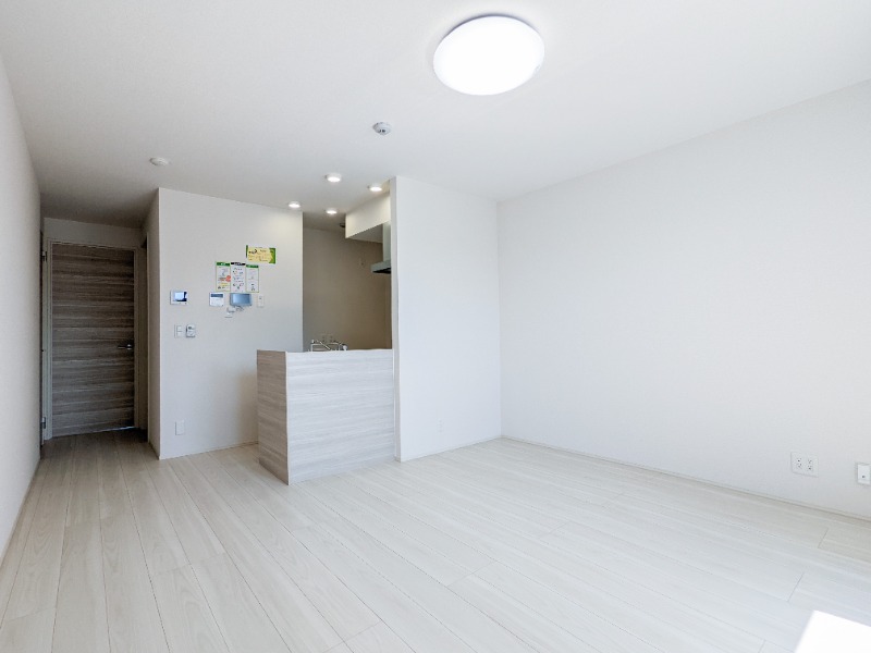 居室・リビング　図面と現状に相違がある場合には現状を優先