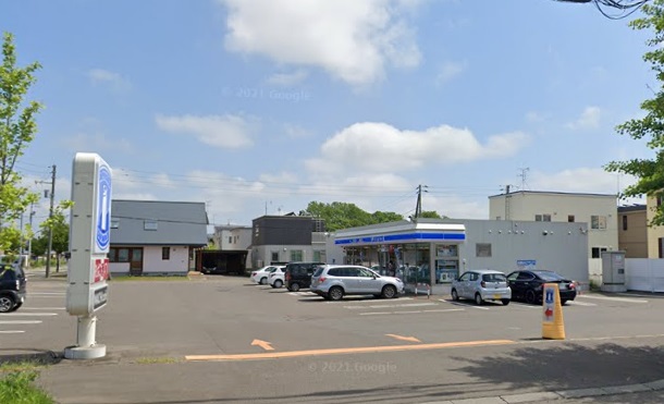 コンビニ　ローソン恵庭黄金南店（コンビニ）まで217m