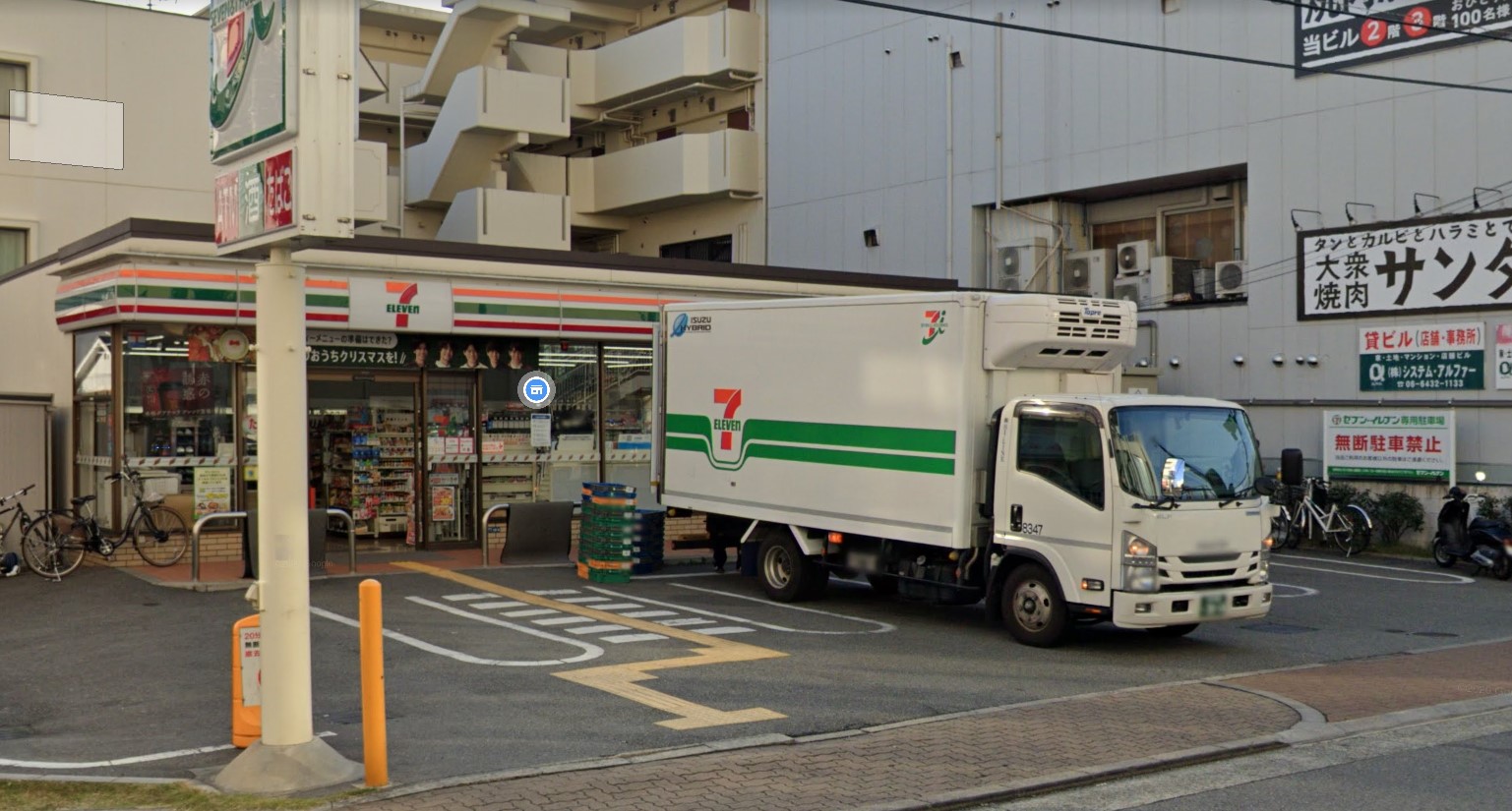 コンビニ　セブンイレブン尼崎南塚口2丁目店（コンビニ）まで82m