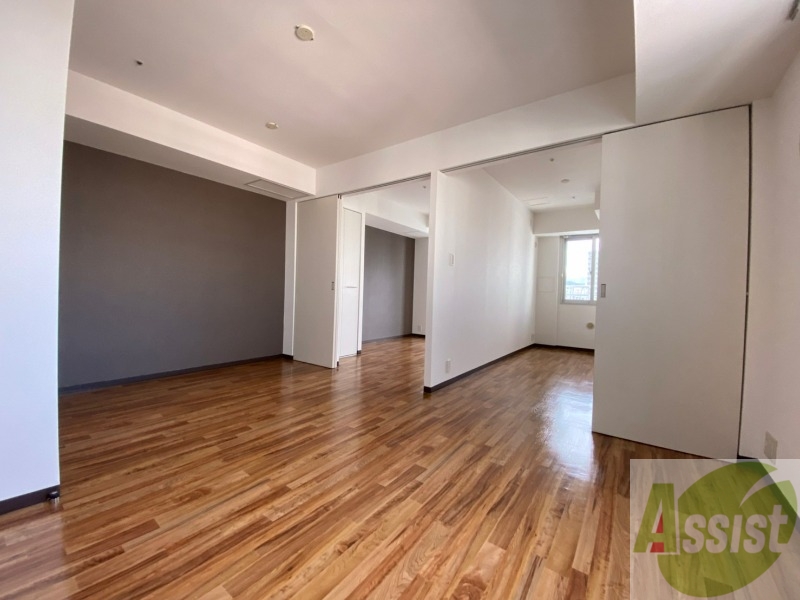 居室・リビング　広くてキレイなＬＤＫが広がっていて、充実した生活が送れそう。