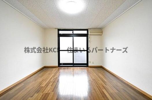 居室・リビング　ゆったりとした居間です