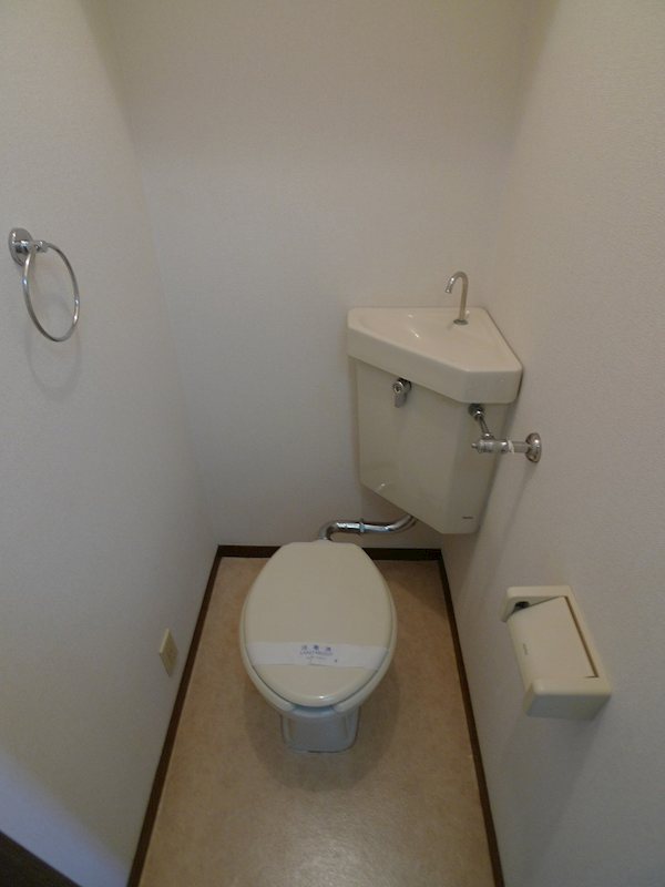 トイレ　※別部屋参考写真