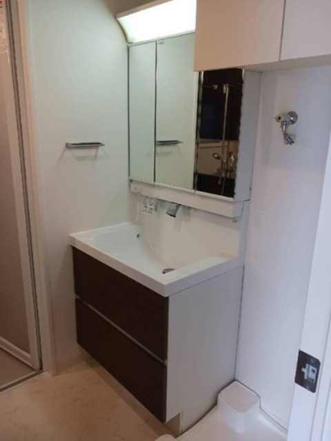 洗面設備　同仕様