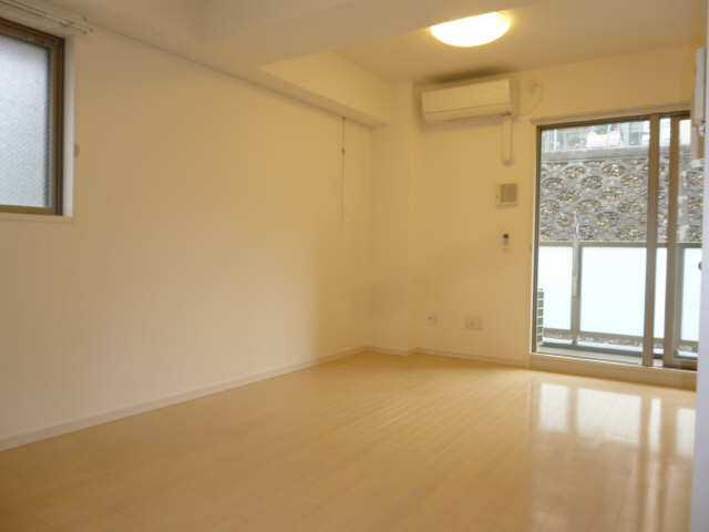 居室・リビング　301号室写真（参考）