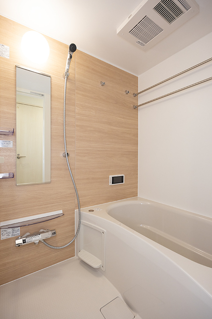 バス・シャワールーム　※写真は同タイプ住戸です。