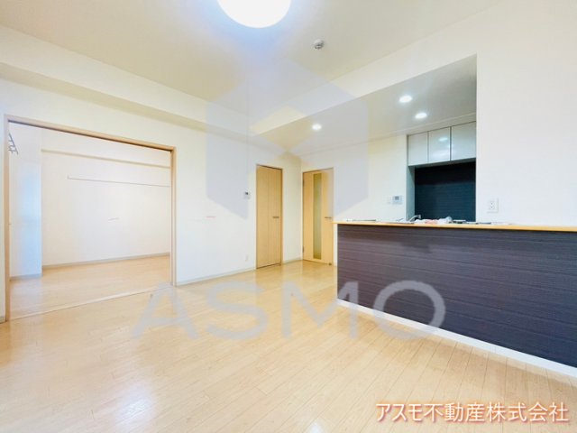 居室・リビング　同マンション別部屋　参考写真