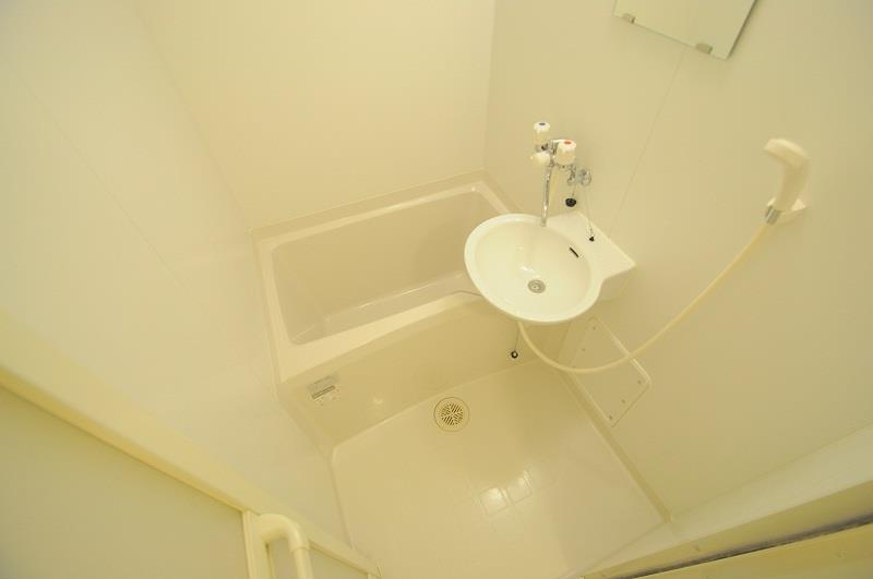 バス・シャワールーム　浴室乾燥機付きのお風呂