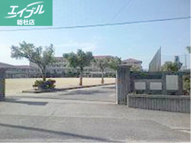 中学校　倉敷市立新田中学校（中学校）まで1378m