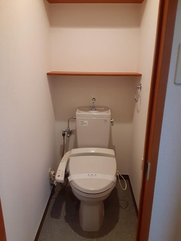 トイレ　※別室参考写真