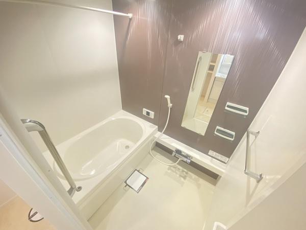 バス・シャワールーム　キレイな浴室！