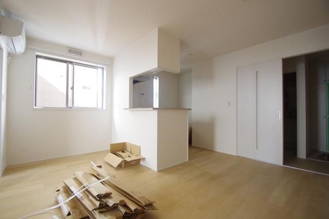 居室・リビング　★お部屋探しは、タウンハウジング多摩センター店へ★