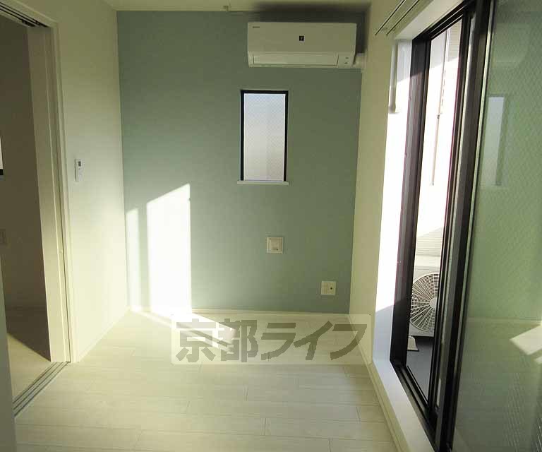 居室・リビング　洋室はコチラです