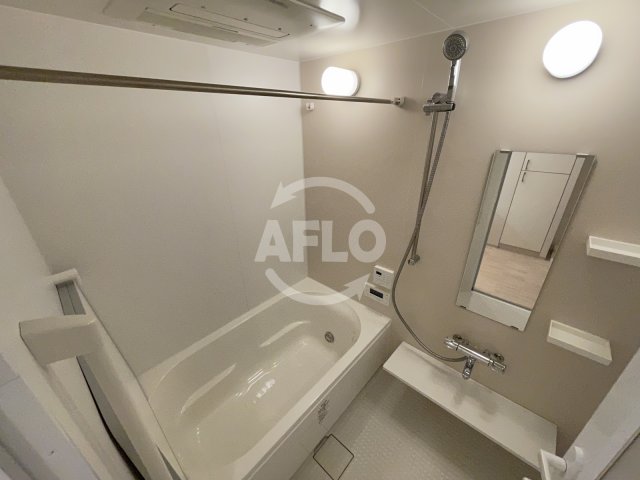 バス・シャワールーム　ブランズシティ天神橋筋六丁目　浴室