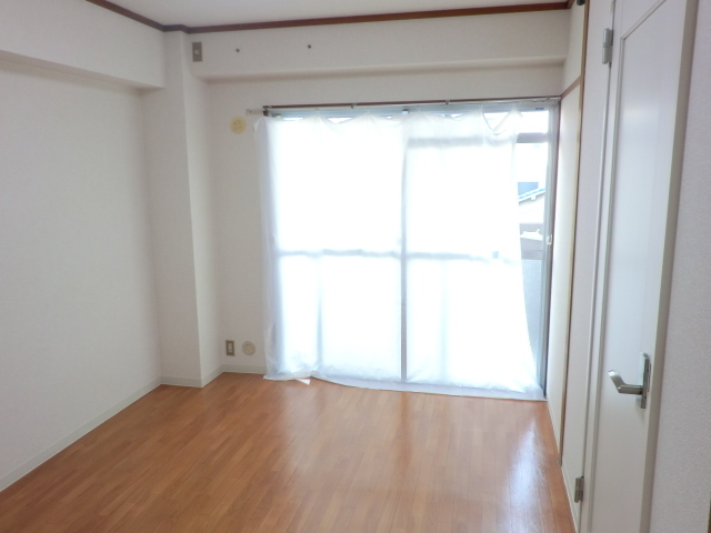 その他部屋・スペース　明るい室内で気分も晴れやか。