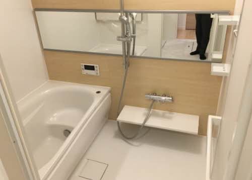 バス・シャワールーム