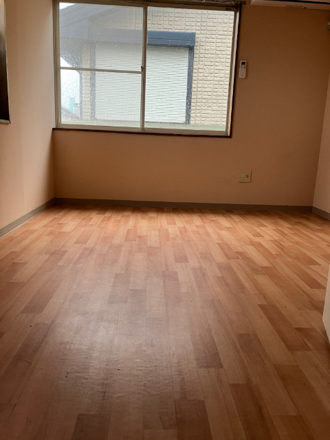 居室・リビング　例）２０５号室