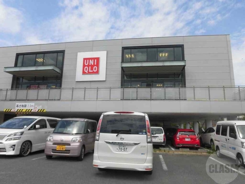 ショッピングセンター　ユニクロ豊中服部店（ショッピングセンター）まで444m