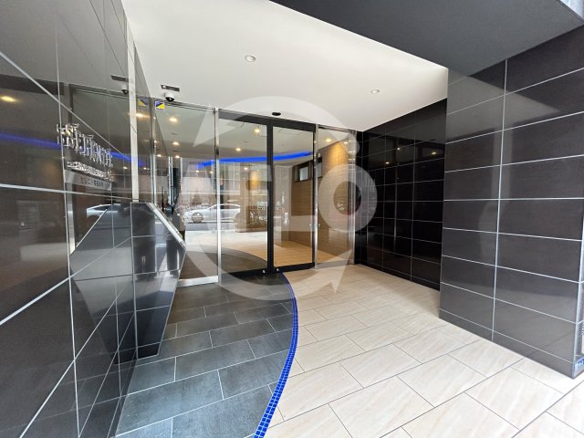 ロビー　セレニテ堺筋本町リアン　エントランス