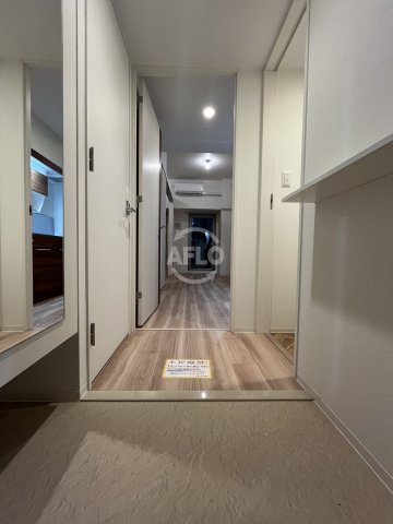 玄関　セレニテ堺筋本町リアン　玄関