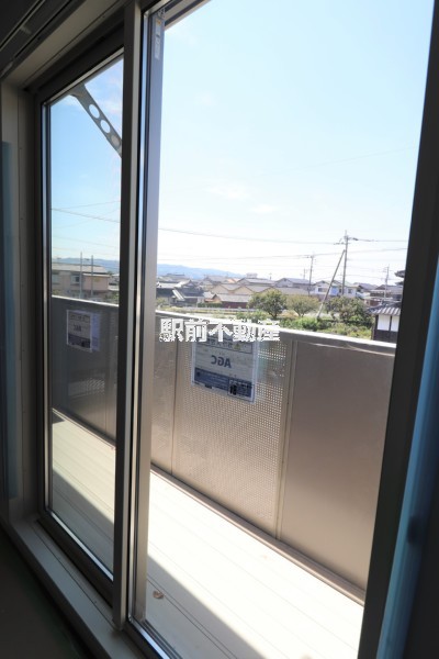 バルコニー　＊写真同タイプ別部屋
