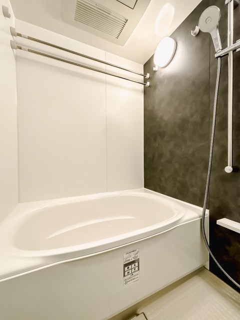 バス・シャワールーム　※写真は同タイプ住戸です。