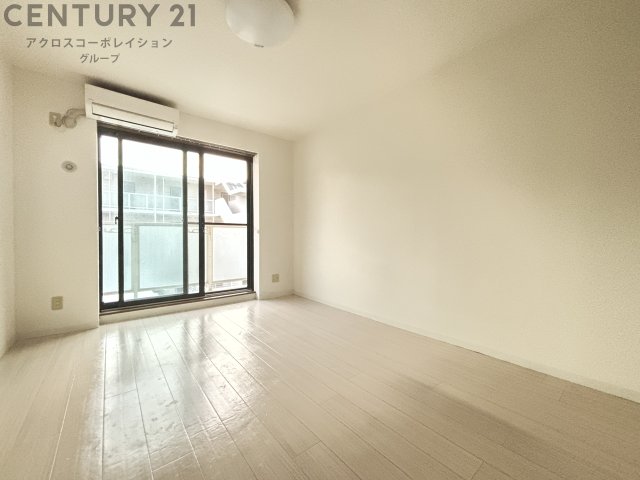 居室・リビング　エアコン付きで初期費用を抑えられます♪