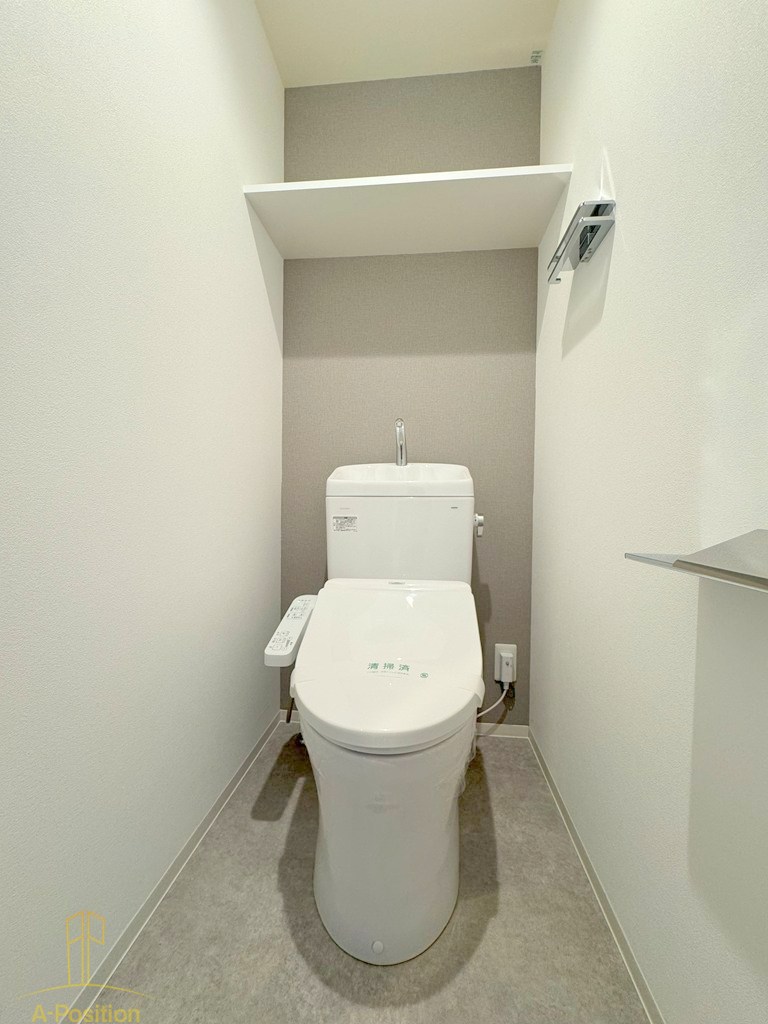 トイレ　LEGALAND+難波南