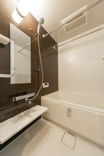 バス・シャワールーム　バス