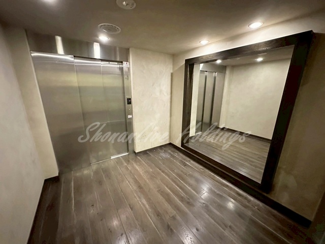 その他共有部分　おしゃれなエントランス♪