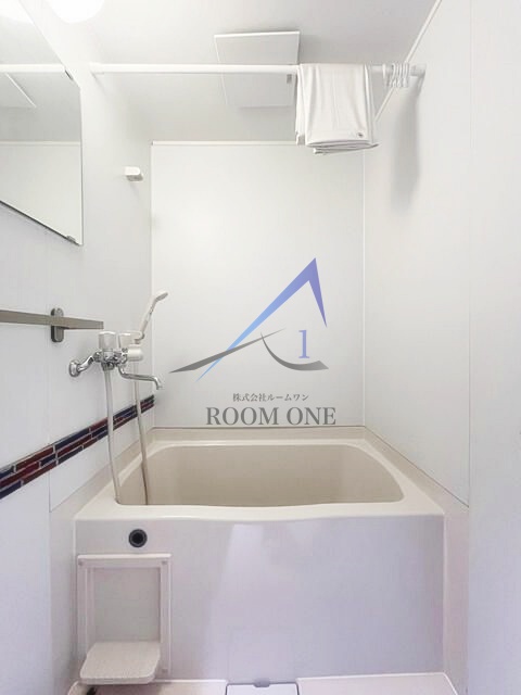 バス・シャワールーム　お風呂です。