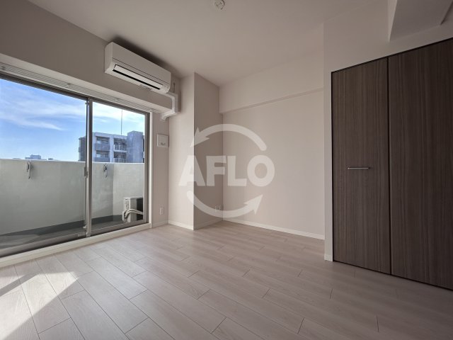 居室・リビング　エムブイインプ新大阪　リビング